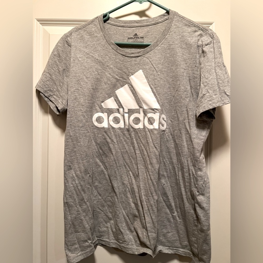 Women’s adidas shirt